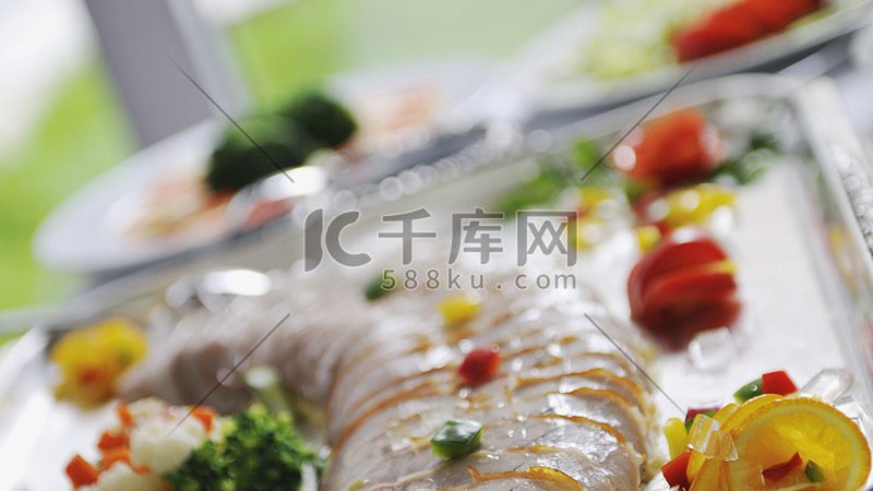 餐饮加盟，如何挑选靠谱的本地公司？**